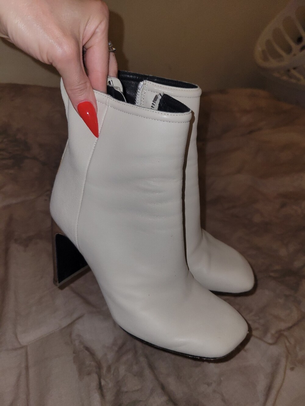 Rag & Bone Ellis Leather Off White Booties 35 / 5